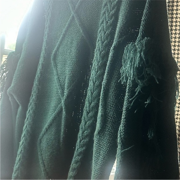 NWT Chelsea & Violet jade green sweater without tags! - Picture 2 of 4
